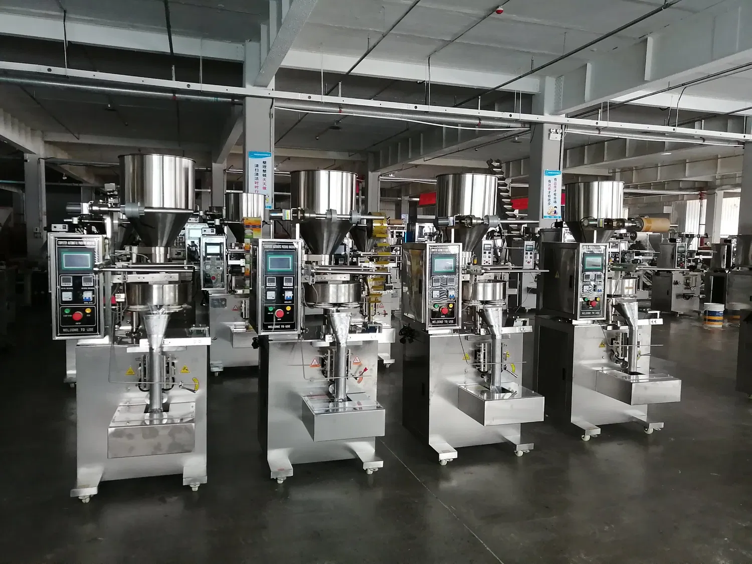 Automatic Granule Snack Jelly Chips Filling Sealing Packing Machine