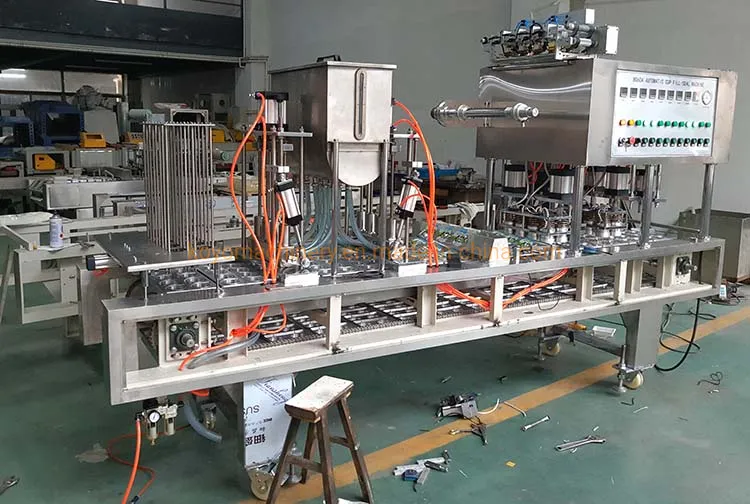 Plastic Juice Jelly Yogurt Cup Filling Sealing Machine PLC Control
